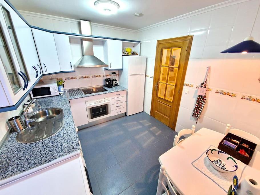 Apartamento Playa Con Terraza & Vistas Al Mar Foz Εξωτερικό φωτογραφία